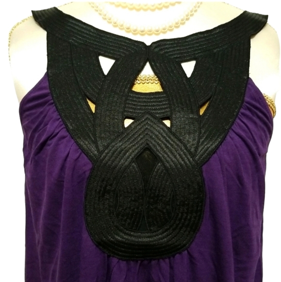 NWT EXPRESS Purple Black Cut-Out Style Sleeveless Top NEW Size XS - Picture 2 of 8